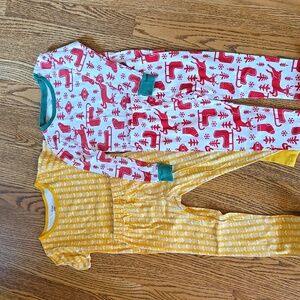 Bundle of Carter's, size 5 Pajamas